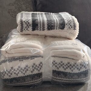 Pottery Barn Cream and Gray Patchwork Sweater Throw and matching Pillow Cover